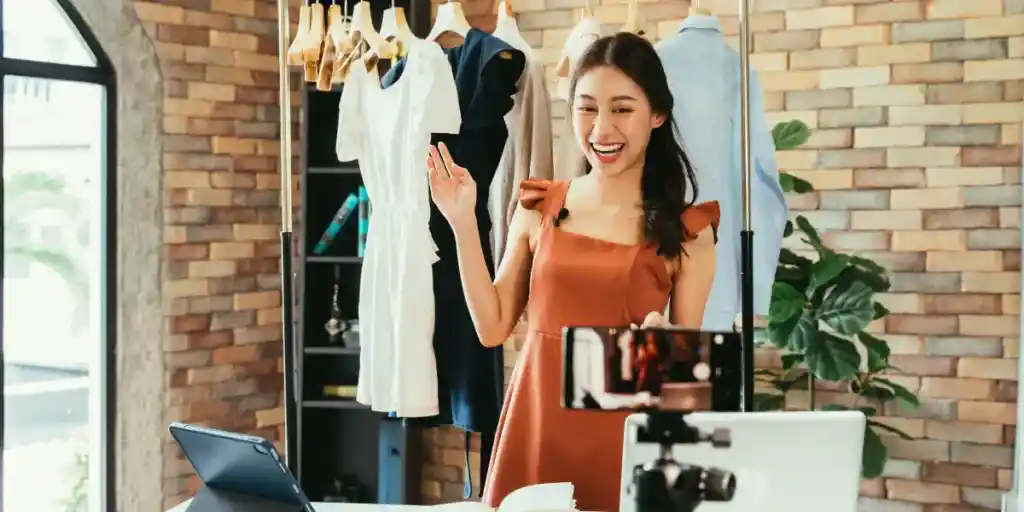 Como trabalhar com vendas de roupas online Como trabalhar com vendas de roupas online