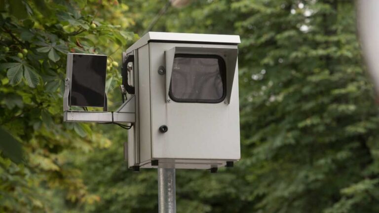 São Paulo anuncia instalação de 500 novos radares para detecção de fraudes e dívidas de veículos