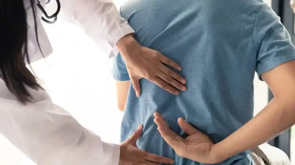 Como conviver com bico de papagaio na coluna: Manejo da dor Como conviver com bico de papagaio na coluna