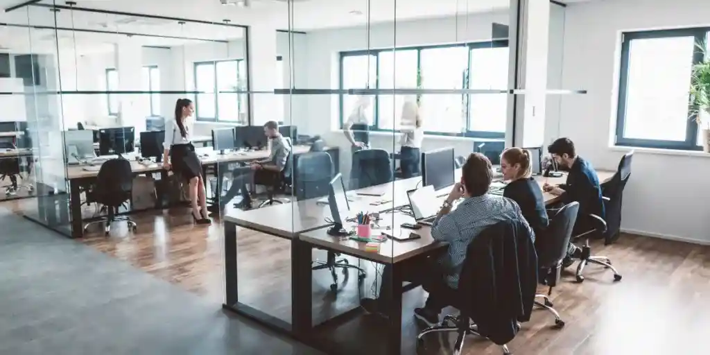 O que é preciso para ter um coworking