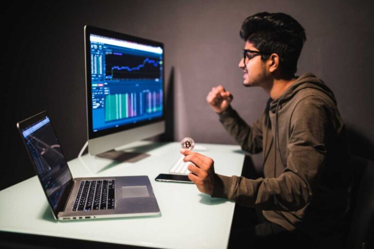 XLM e a Competição no Mercado DeFi: Oportunidades para Investidores em Criptomoedas em 2025